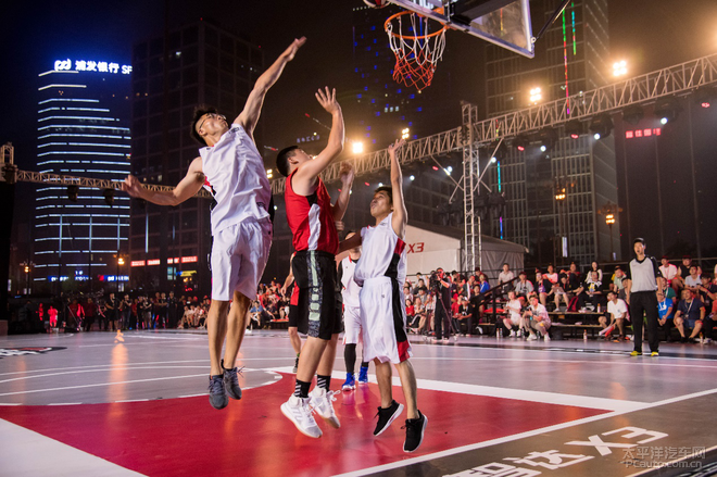 他不仅显示 他不仅显示