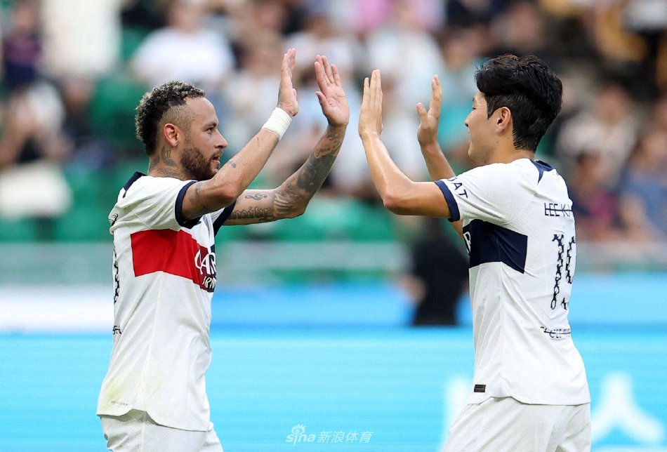 一个参赛者 一个参赛者